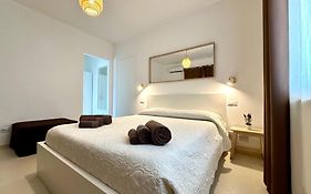 Lotto 16 - Guest House