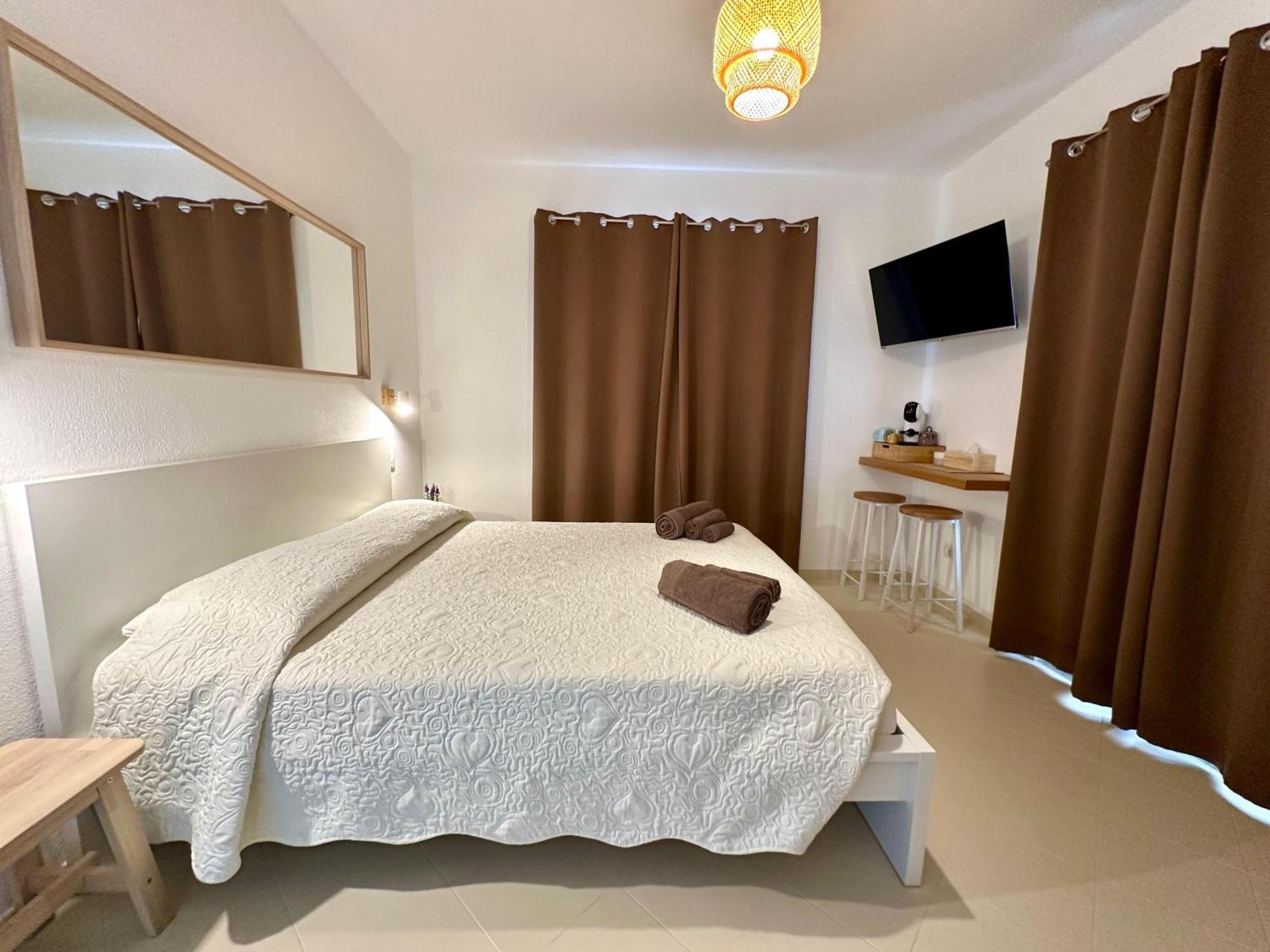 Lotto 16 - Guest House Olbia Exterior foto
