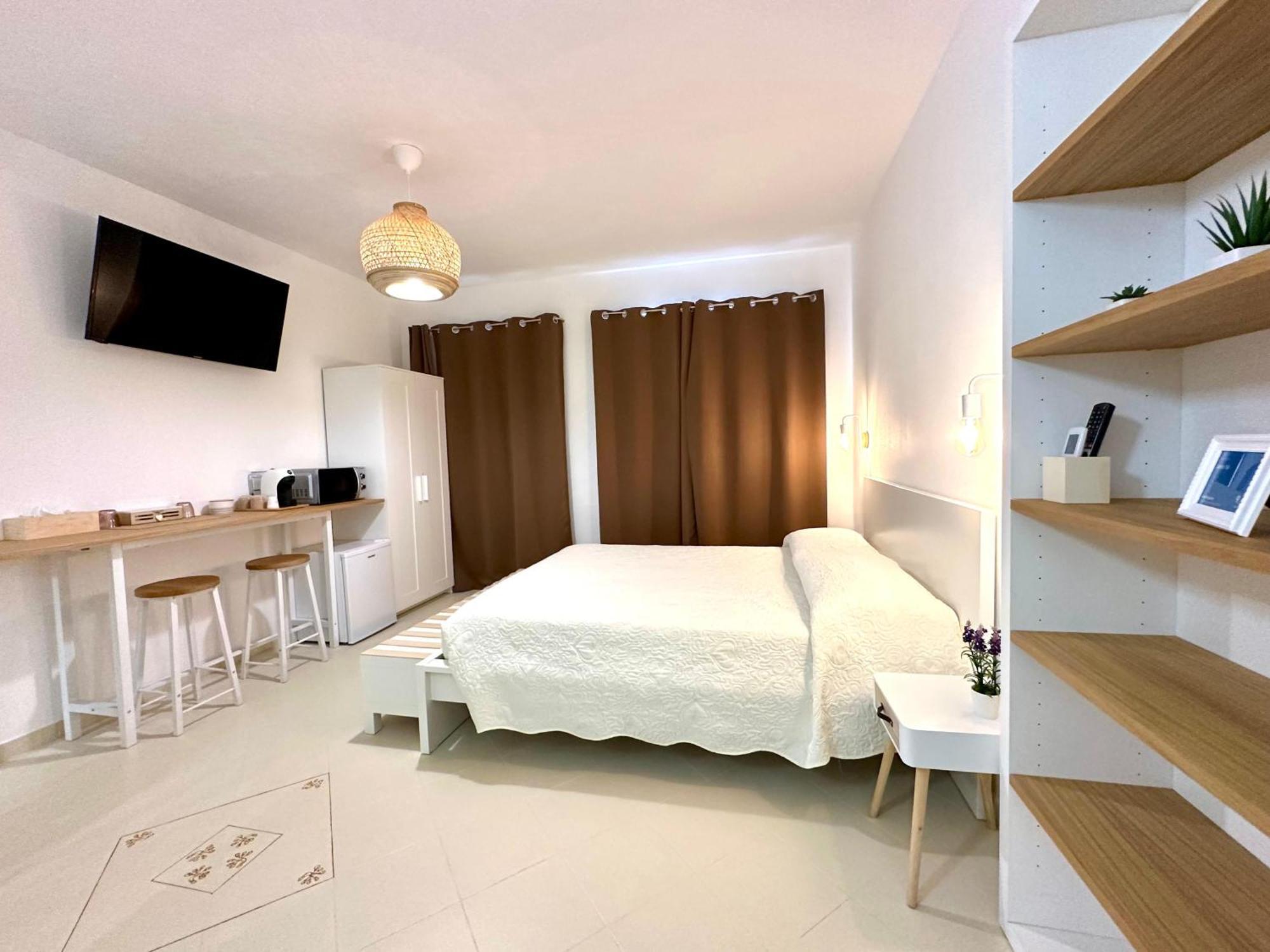 Lotto 16 - Guest House Olbia Exterior foto
